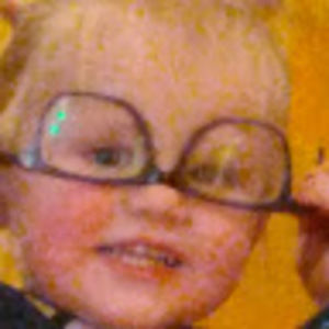 Meet your Posher, Scarlet